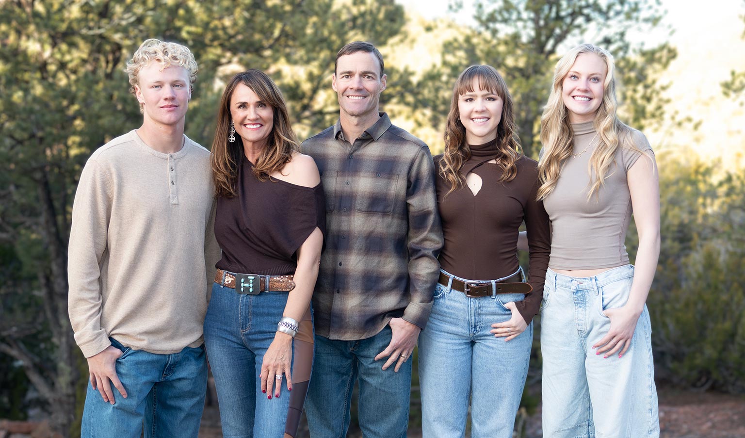 Lee Hunt with his wife and children.